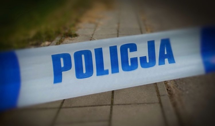 Ukradli worki z setkami tysięcy złotych i rozpłynęli się w powietrzu. Policja prosi o pomoc