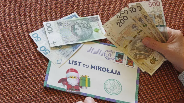 Fiskus przygląda się prezentom świątecznym. Uważaj na limit, bo trzeba będzie zapłacić podatek
