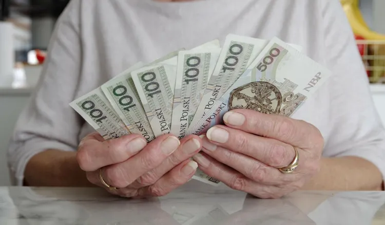 Tyle wynosi najwyższa emerytura w Polsce. ZUS podał konkretną kwotę