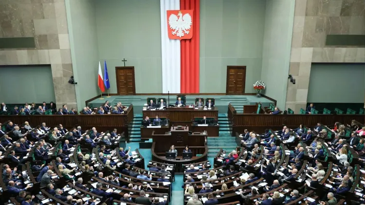 Nie Trzecia Droga i Konfederacja, jest kolejna siła w polskim Sejmie. Sondaż mówi jasno, to ugrupowanie zyskuje poparcie