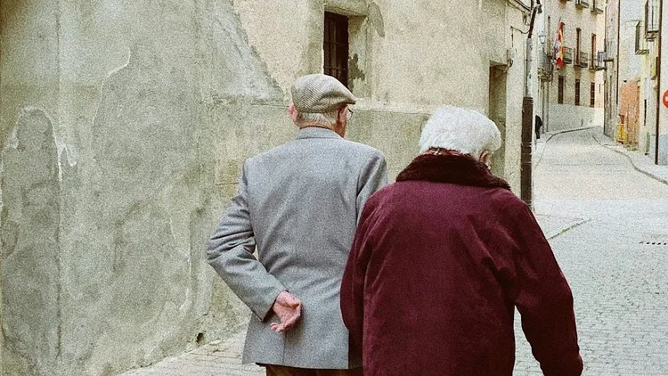 Nowa forma wsparcia dla seniorów i rodzin. Nawet 2 tys. zł świadczenia 