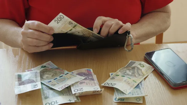 Tyle musisz zarabiać, by dostać 4000 zł emerytury. Znamy wyliczenia
