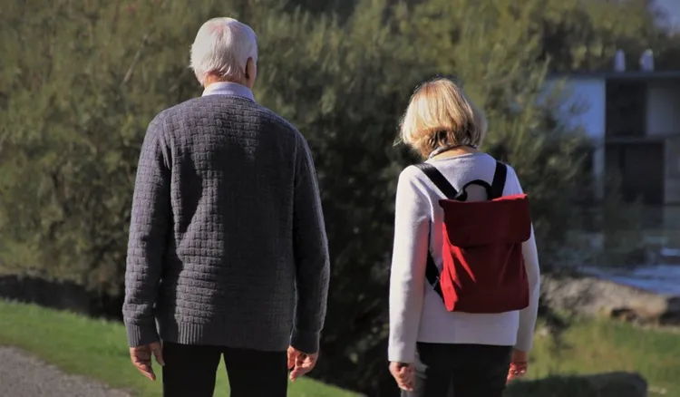 Waloryzacja emerytur. Ważne wieści dla seniorów, ZUS wypłaca więcej