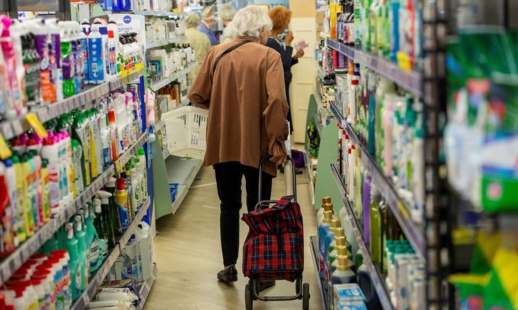 Seniorzy zmienią handel. Sklepy już teraz powinny rozpocząć proces transformacji