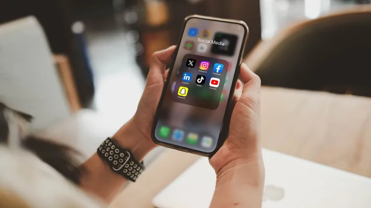 Apple zmieni komunikaty na iPhone’ach i iPadach. To efekt decyzji UOKiK
