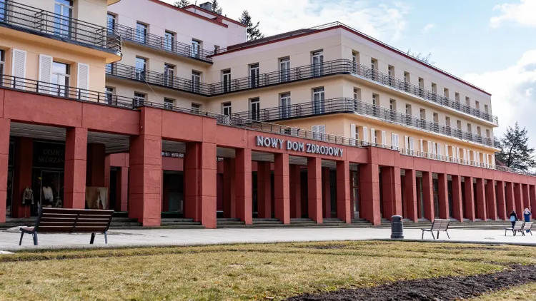 Nawet 10 tys. zł kary i wydalenie z turnusu. Ten zakaz w sanatorium lepiej traktować poważnie