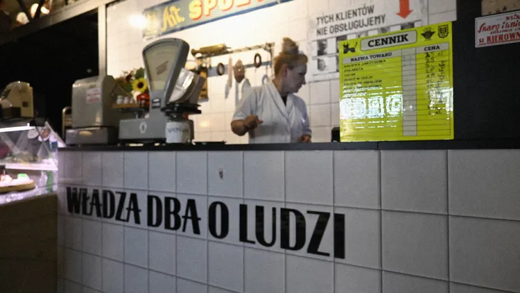 Najzdrowsze dania PRL-u wracają do łask. Te 5 klasyków odciąża jelita i syci na długo