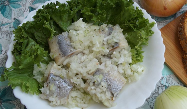 Nie martwię się, gdy po Wigilii zostaną mi śledzie. W mig zmieniam je w obłędny smakołyk, każdy się nim zajada