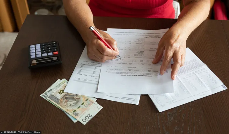 Lawina wniosków o nowe świadczenie. Urzędy nie nadążają