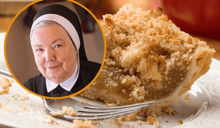 Przepis siostry Anastazji na szarlotkę jest niemal legendarny. Nie ma lepszego ciasta na jesień