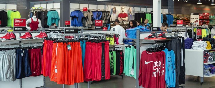 Textilmarket upadł. Obecnie rynek przeżywa rozkwit dyskontów odzieżowo-przemysłowych