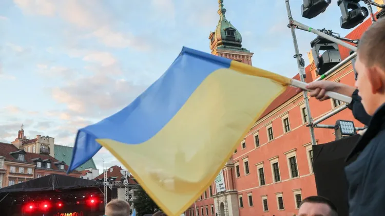 Minimalna emerytura w Polsce po jednym dniu pracy. Sprawdzamy, na ile mogą liczyć Ukraińcy