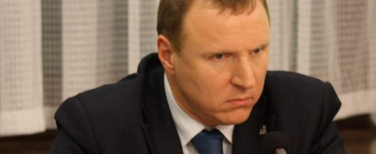 Rząd broni szefa PFR przed atakiem Kurskiego. W mediach burza
