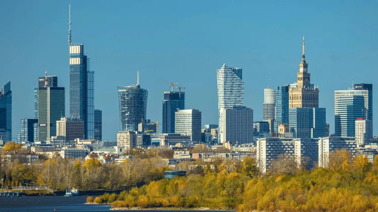Zadłużenie Polski rośnie, a gospodarka nie nadąża. Rekord Europy coraz bliższy