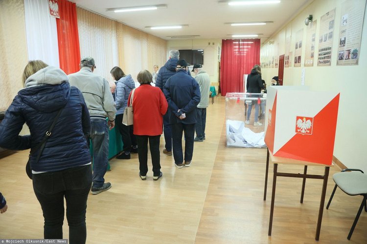 Będą zwolnienia w państwowych spółkach? Ekspert nie zostawia złudzeń