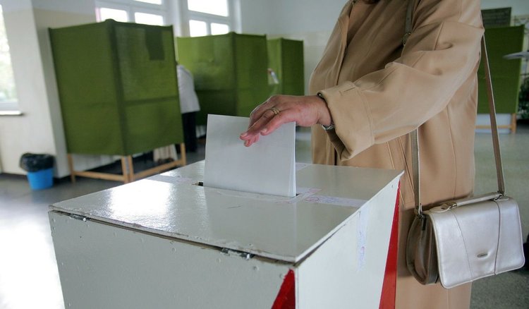 Czym jest cisza wyborcza? Jakie kary grożą za jej złamanie?
