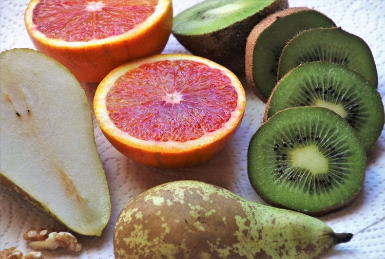 Korzyści ze zjedzenia kiwi przed snem