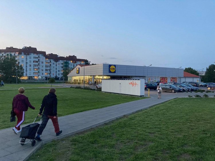Maski FFP2 od czwartku w Lidlu. Cena jest bardzo atrakcyjna