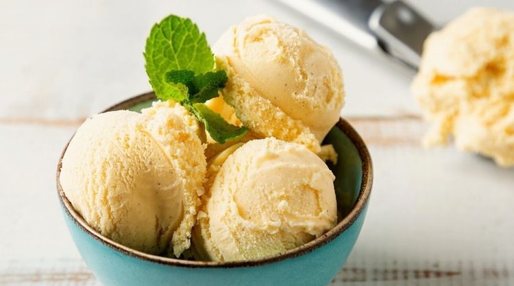 Lepsze niż kupne domowe lody śmietankowe. Mamy przepis