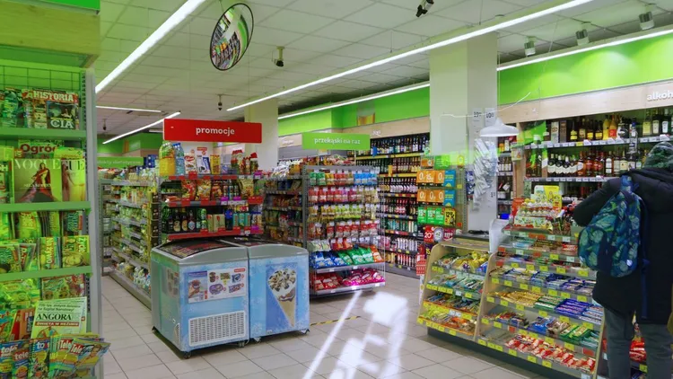 Już nie lody Ekipy. Nowy hit ściągnął młodzież do Żabki. Sklepy ledwo nadążają z dostawami