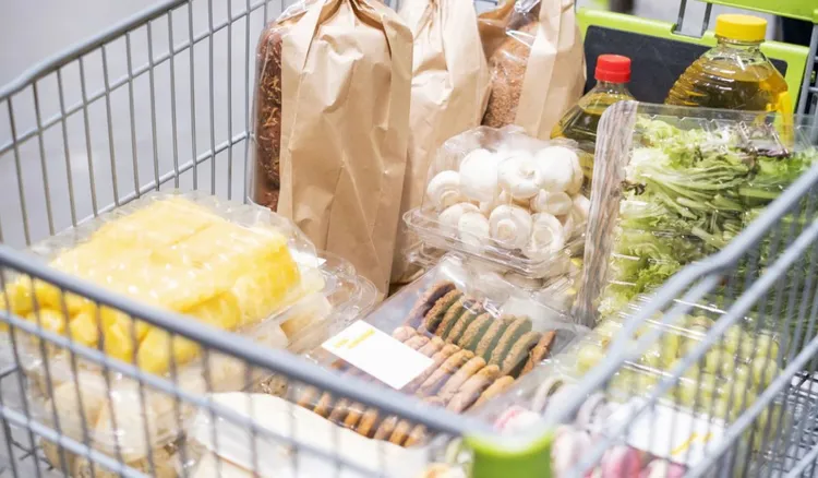 Jakie sklepy będą otwarte w Lany Poniedziałek? Mamy całą listę