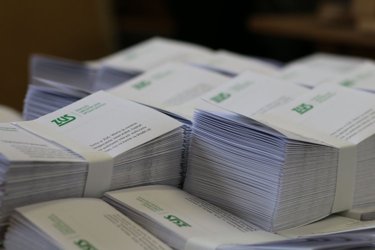 Miliony Polaków dostaną list od ZUS-u. Dwie ważne decyzje w jednej kopercie