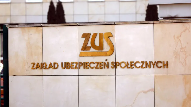 L4 pod ścisłą kontrolą, ZUS łatwiej przemagluje "chorych". Prezydent Nawrocki podpisał