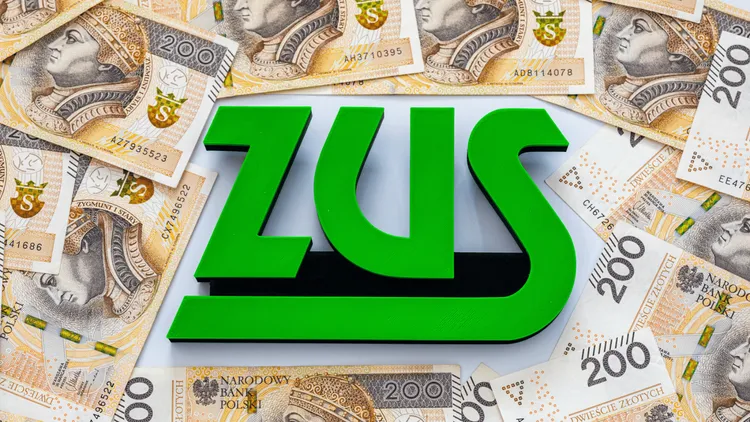 "Świąteczny prezent" od ZUS. Podwójna emerytura trafi do seniorów