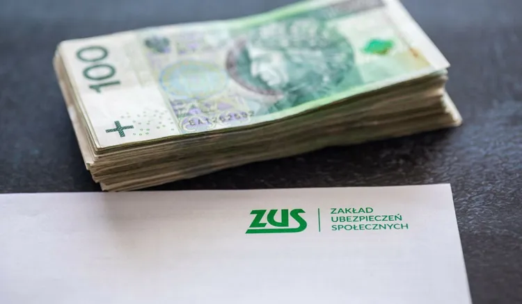 Nowe świadczenie dla Polaków. ZUS wypłacił już miliony złotych