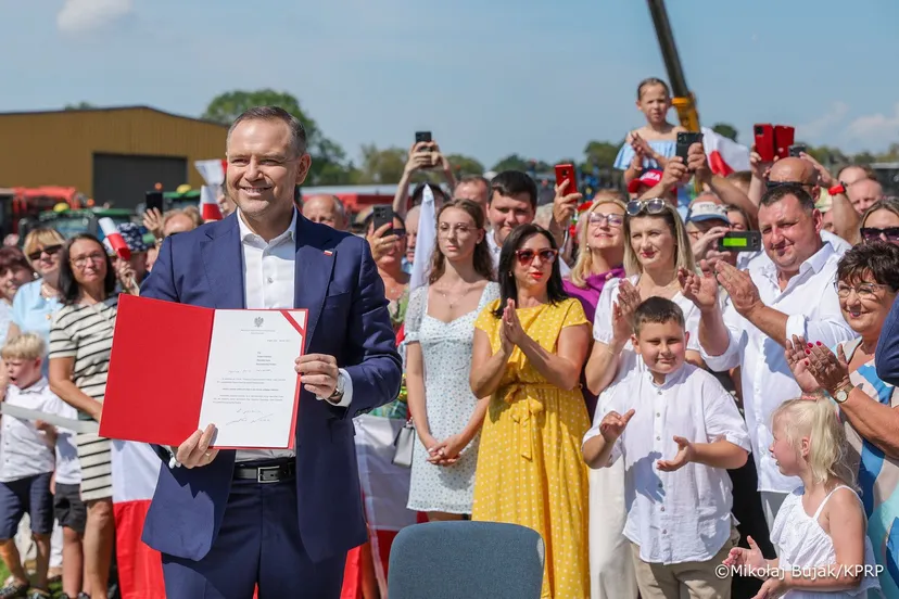 Prezydencka ustawa "Ochrona Polskiej Wsi". Karol Nawrocki chce wprowadzić ważny zakaz