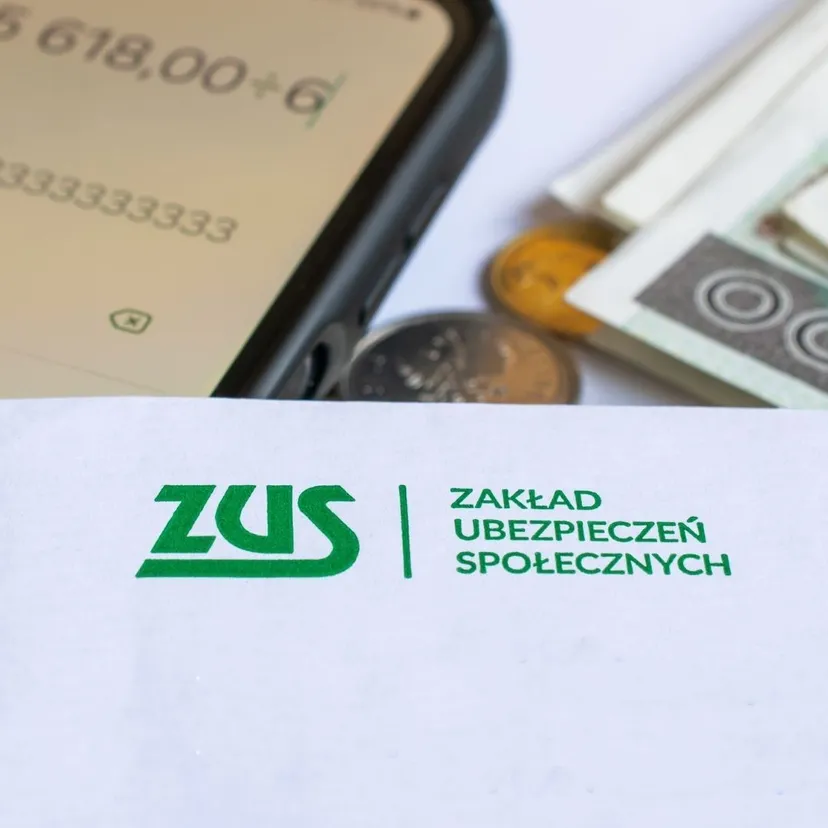 10 września kolejny termin wypłat 14. emerytur. Jedni dostaną 1978,49 zł, inni znacznie mniej. ZUS stosuje konkretny próg
