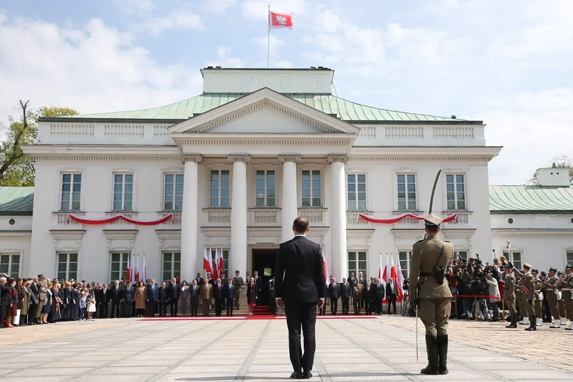 Najnowszy sondaż prezydencki. Polacy wydali werdykt. Lider odstaje od konkurencji