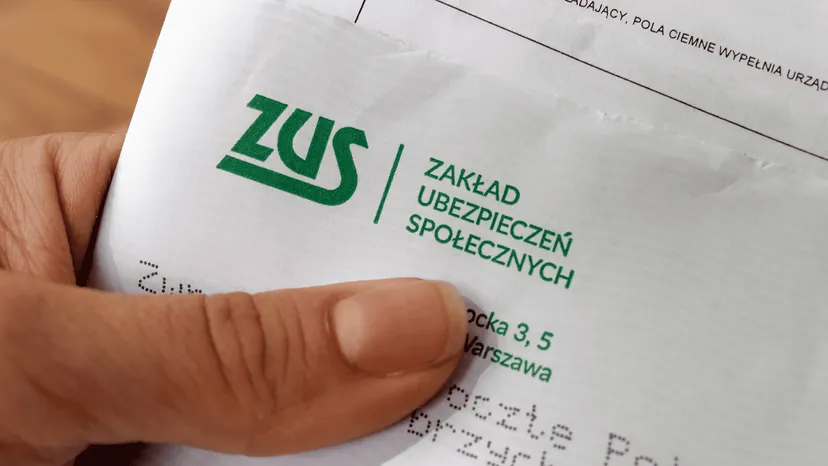 Kontrole L4 w czasie wakacji. Tego absolutnie nie rób na zwolnieniu lekarskim
