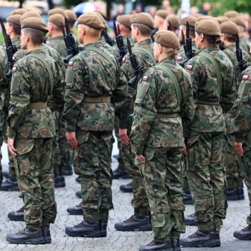 Wojsko wezwie 245 tys. Polaków. MON wskazało roczniki i terminy stawiennictwa
