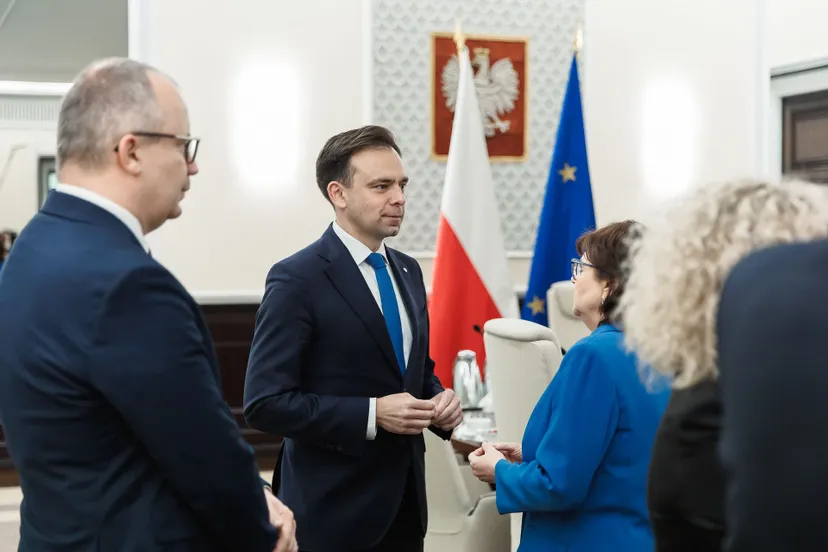 Kryzys w Radzie Dialogu Społecznego. "Poważny deficyt dialogu ze strony rządu"