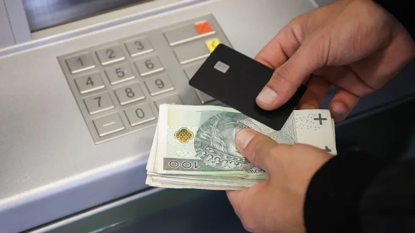 W tym przypadku bank zablokuje ci konto. Nie pomoże nawet konsultant