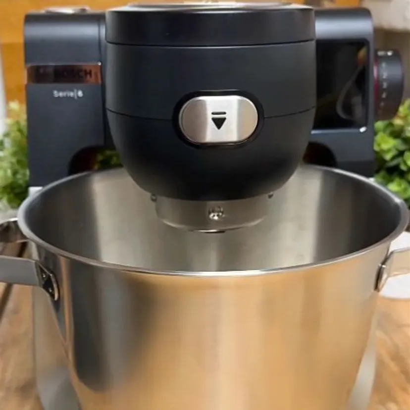 Zrobiłam kultowe ciasto z robotem Bosch Serie 6. Wyszło cudo