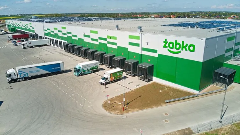 Żabka uruchomiła centrum logistyczne w Kątach Wrocławskich! Obiekt będzie obsługiwał około 1500 sklepów z regionu