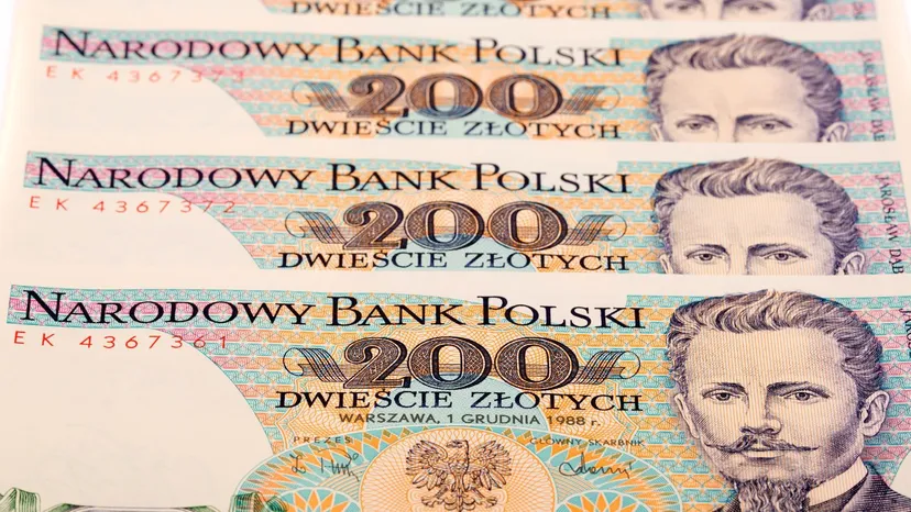 Te banknoty z PRL-u są teraz warte fortunę. Kolekcjonerzy ich poszukują, lepiej sprawdź szuflady