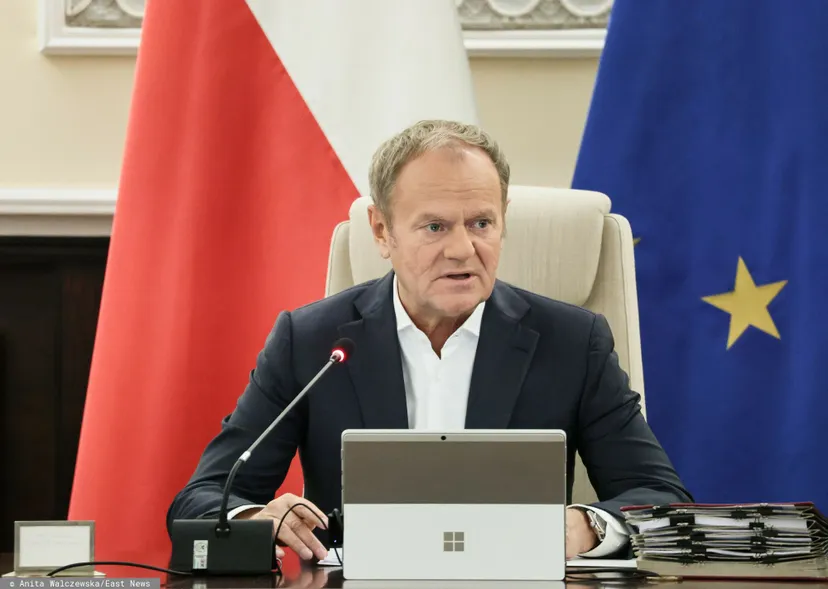 Ukryty majątek Donalda Tuska. Ujawniamy ile tak naprawdę zarabia premier