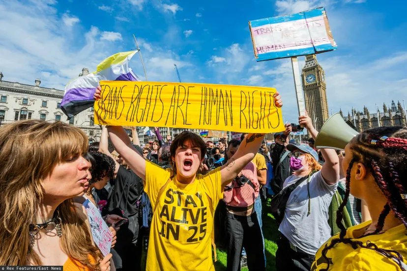 Sąd wydał wyrok w sprawie definicji "kobiety". Tłum protestujących zalał ulice