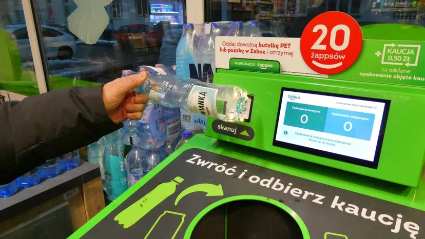 Kaucja za butelki jeszcze wzrośnie? Resort środowiska zabrał głos