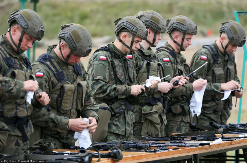 Komisja wojskowa rusza 3 lutego. Wezwanie dostaną też kobiety i seniorzy. Mogą posypać się kary