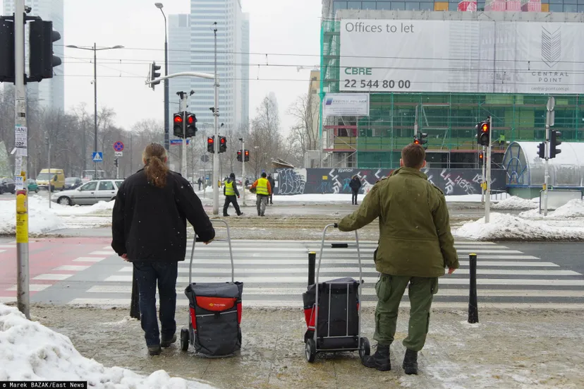 Mróz a praca. W tym przypadku pracownik może odmówić, przepisy mówią jasno