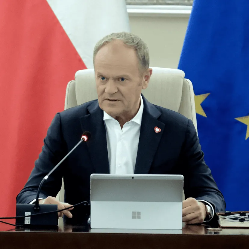 Będą wielkie zmiany w NFZ? Tusk zapowiedział działania, tak zmienią się pensje lekarzy