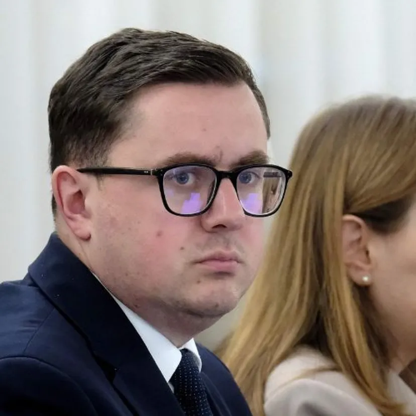Paliwo na Wszystkich Świętych tańsze? Minister energii zapowiada niższe stawki na weekend