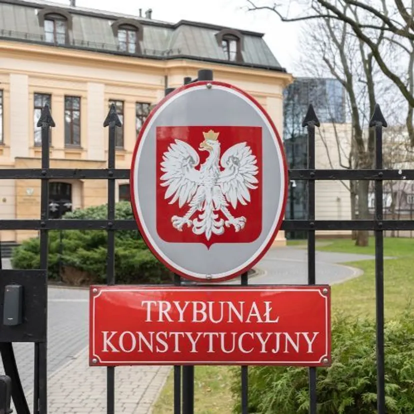 Sędziowie TK od miesięcy bez pensji. Dostaną odszkodowania? "Rozpatrujemy różne ścieżki"