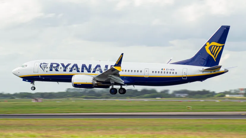 Ryanair z apelem do podróżnych z i do Polski. Możliwe zakłócenia lotów. "Wyrażamy ubolewanie"