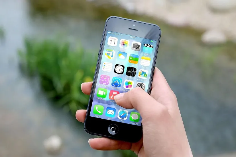 Masz stary telefon w szufladzie? W 2026 roku może być wart tysiące. Kolekcjonerzy szukają tych modeli