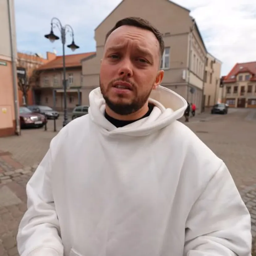 Zamówił ogórkową w barze mlecznym. Nagle złapał za miskę, tego jeszcze nie było